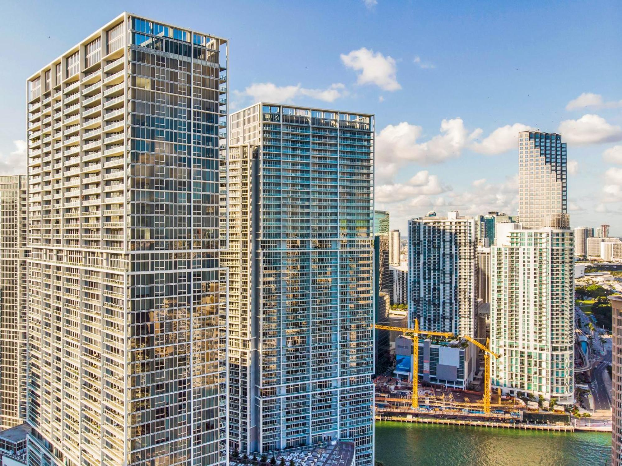 Luxurious Condo At Icon With Views Miami Exterior foto